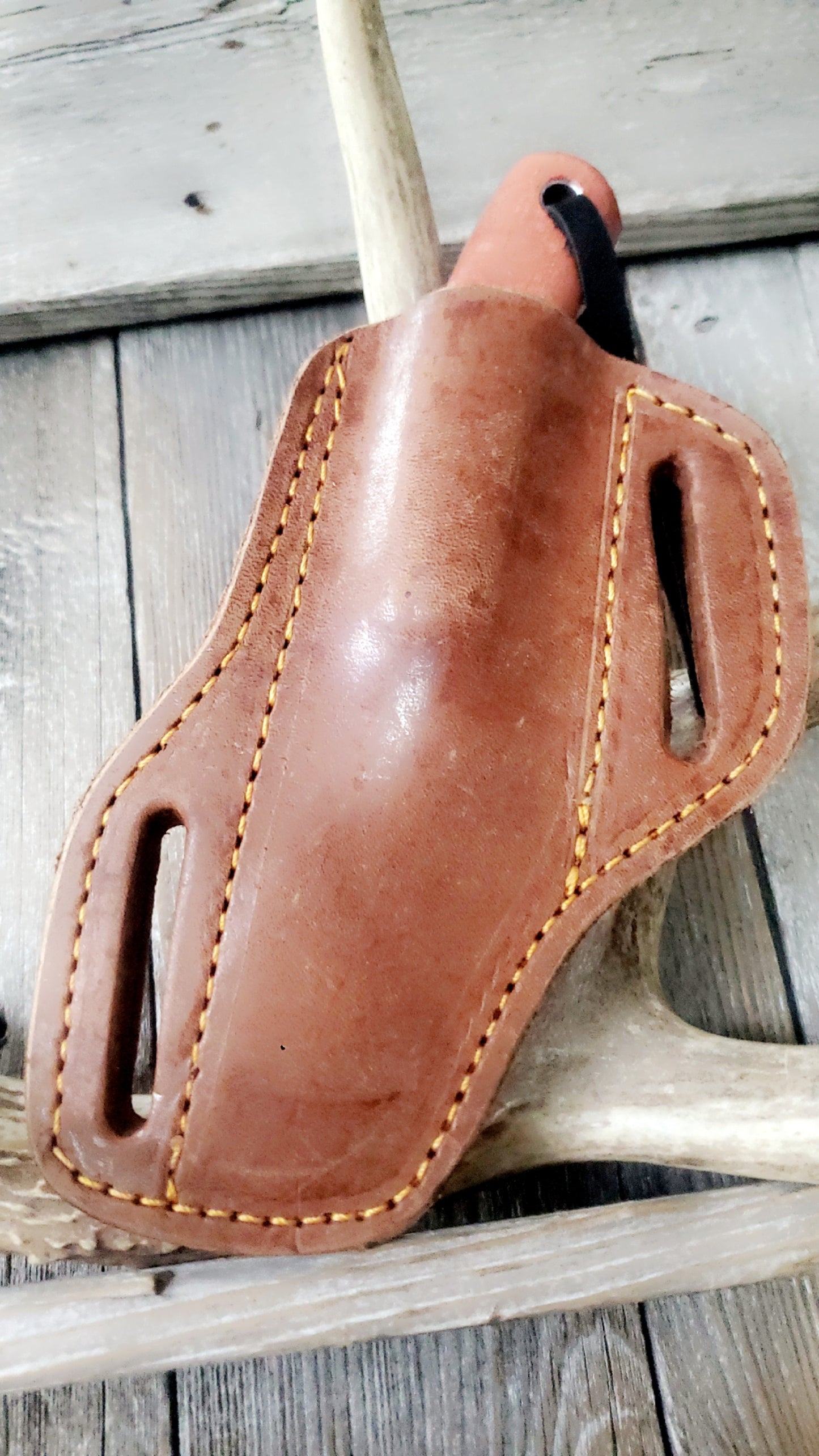 Classic sharp finger