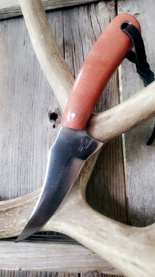 Classic sharp finger